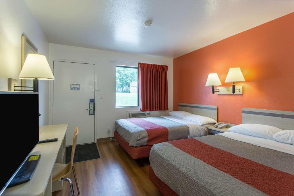 Room image 1